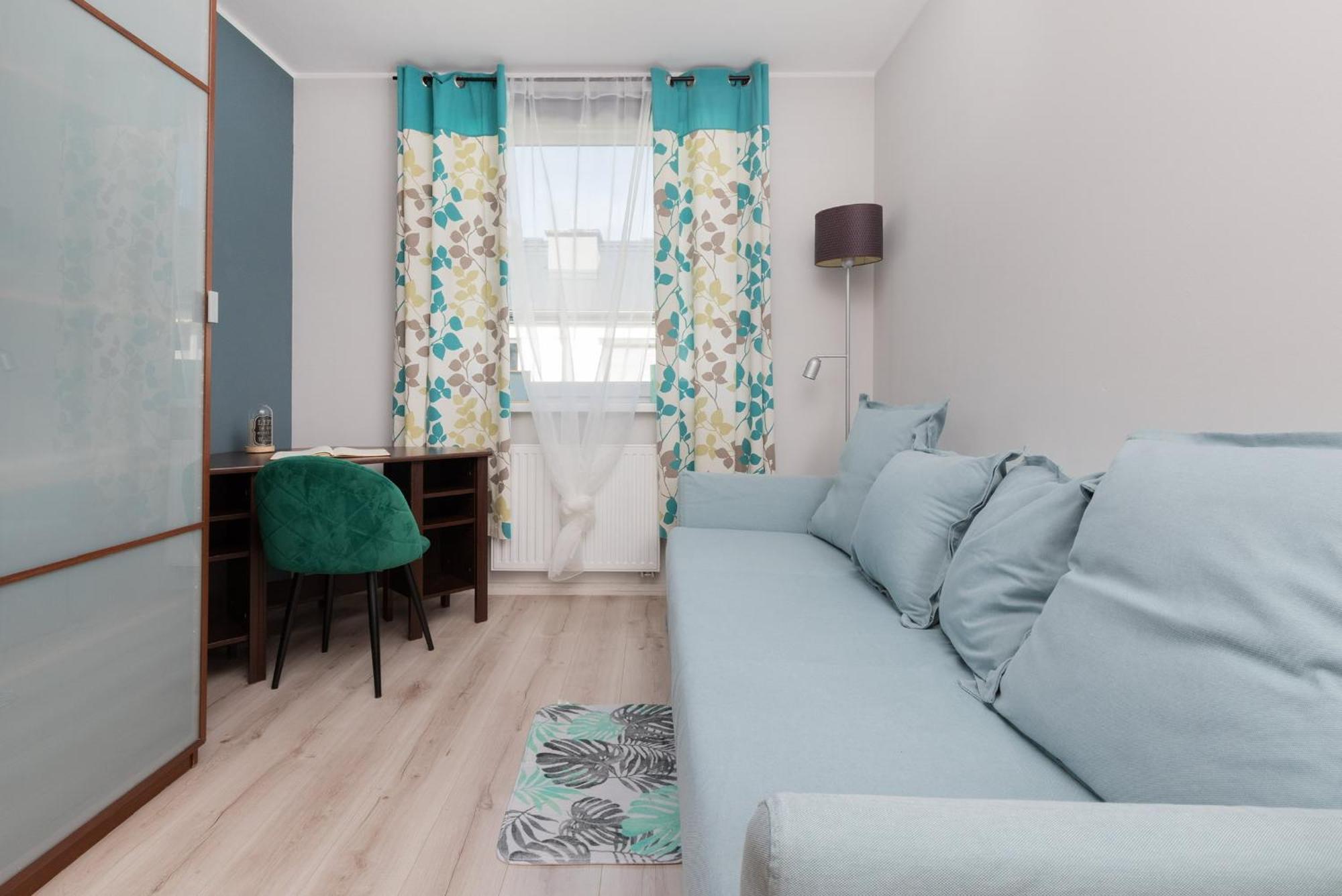Przestronne 2 Oddzielne Sypialnie Caly Apartament W Spokojnej Dzielnicy Borkowo  Exterior photo