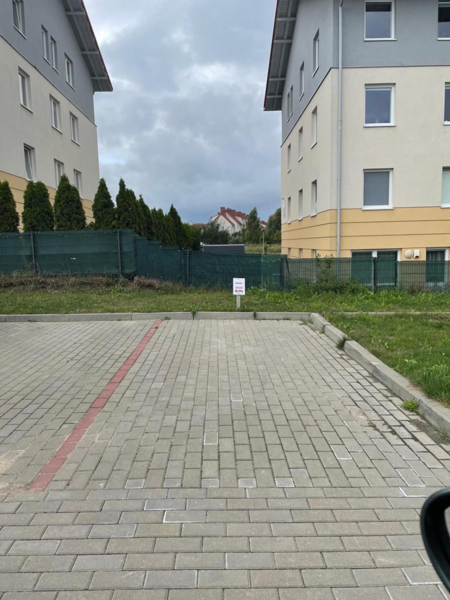 Przestronne 2 Oddzielne Sypialnie Caly Apartament W Spokojnej Dzielnicy Borkowo  Exterior photo